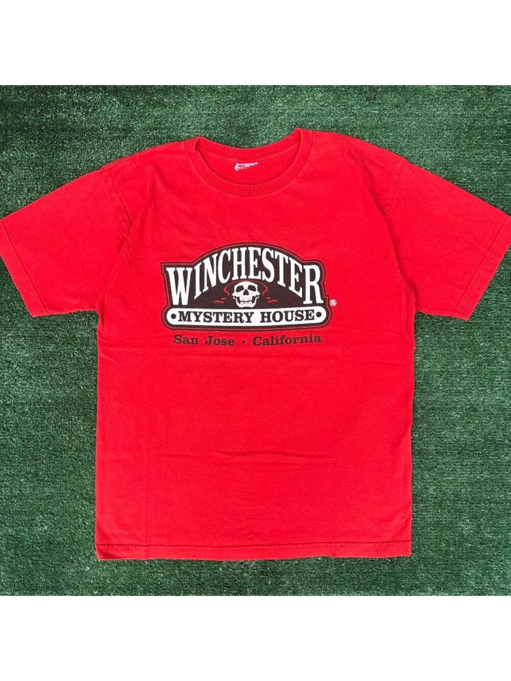 Vintage Y2K Winchester Mystery House San Jose T-Shirt Paranormal Haunted Ghost